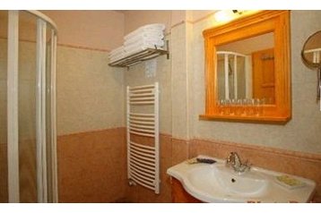 Унгария Privát Bük, Екстериор